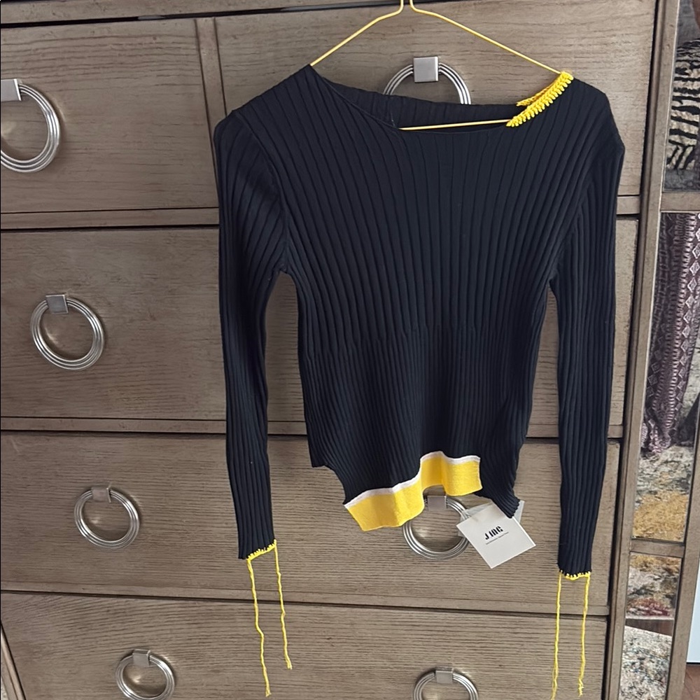 Black and Yellow Ribbed Women's Top, size S, new
